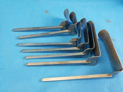 Lot of 7 Codman Surgical Kelly Retractors - Various Sizes