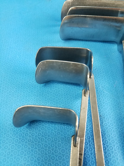 Lot of 7 Codman Surgical Kelly Retractors - Various Sizes