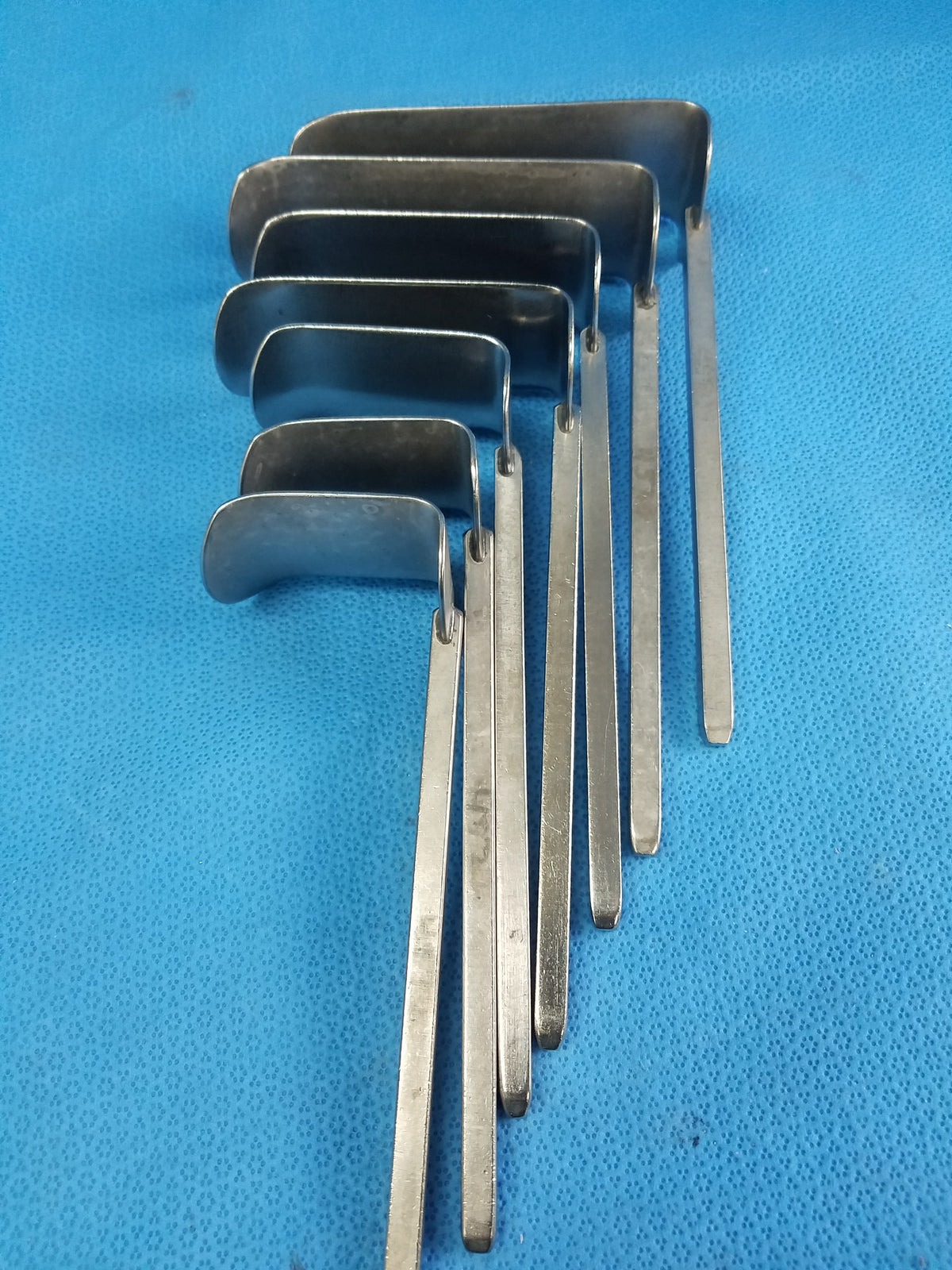Lot of 7 Codman Surgical Kelly Retractors - Various Sizes
