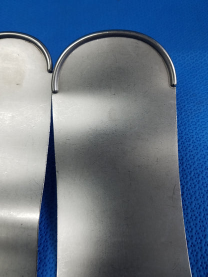 Codman 50-4670 - 50-4671 Surgical Malleable Retractor Blades