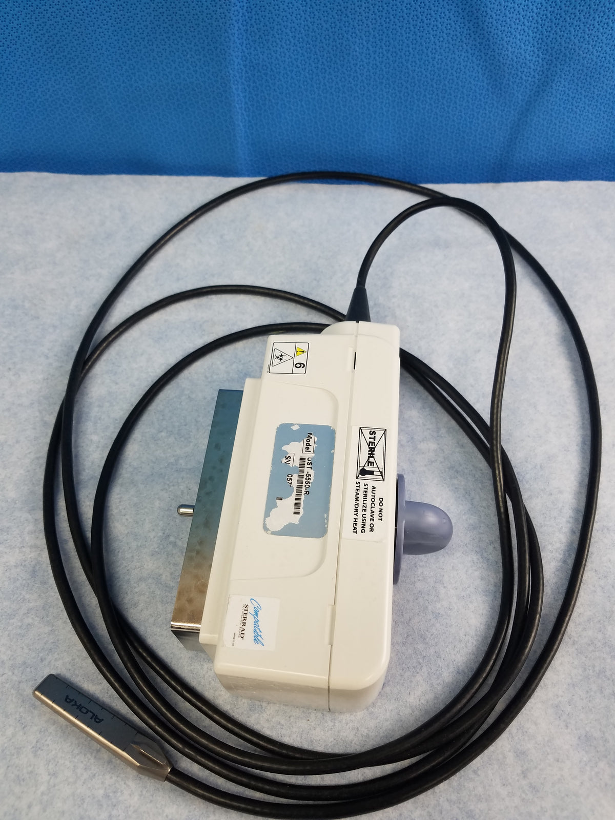Hitachi Aloka UST-5550-R Laparoscopic Ultrasound Probe With Sterilization Case