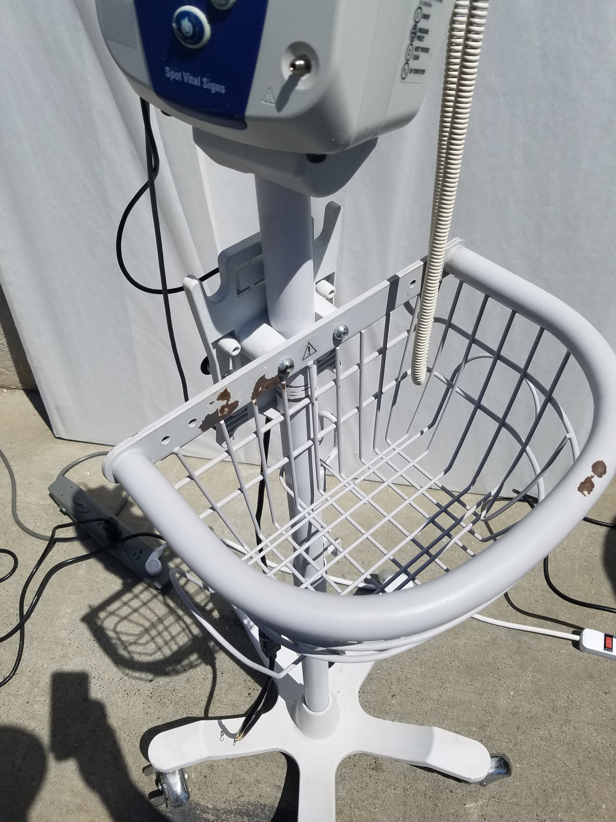 Welch Allyn Spot Vital Signs Patient Monitor With Stand