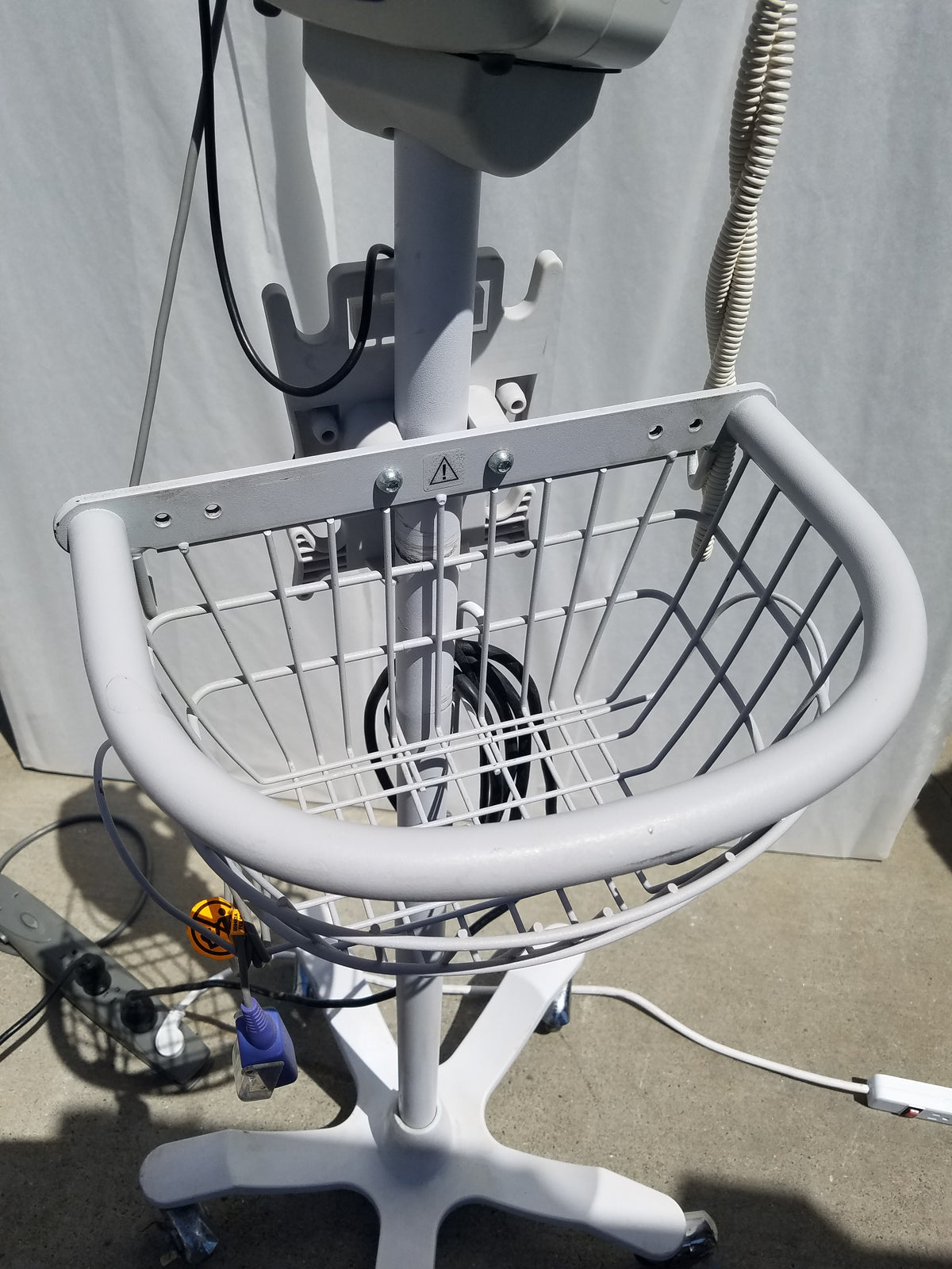 Welch Allyn Spot Vital Signs Patient Monitor With Stand