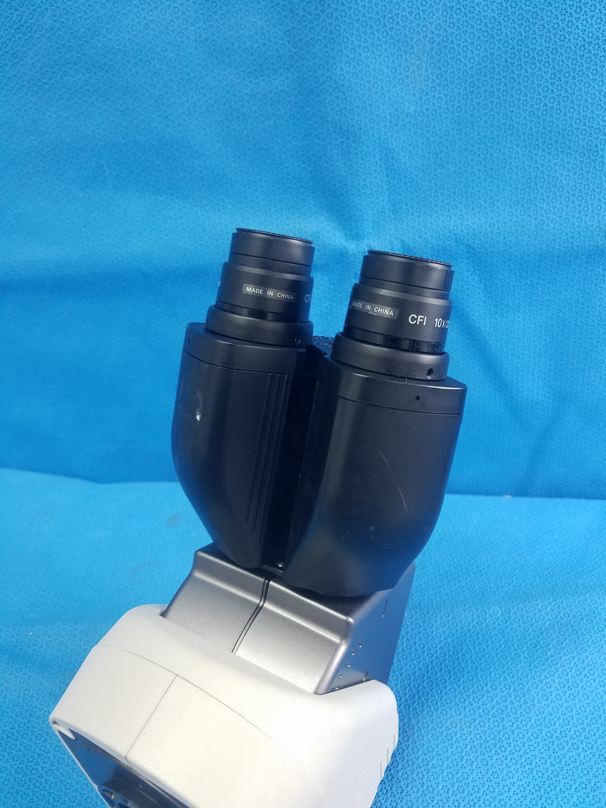 Nikon C-TE Ergonomic Titling Telescoping Microscope Head CFI 10x / 22 Lenses
