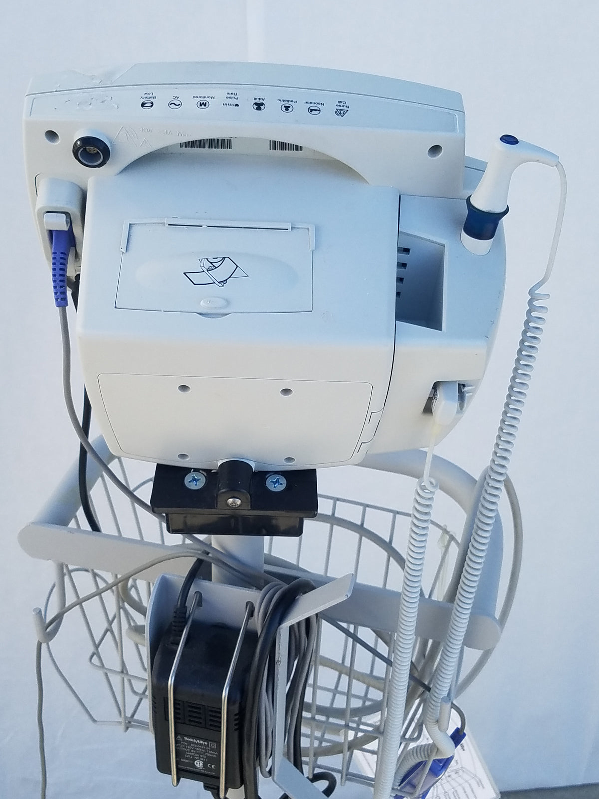 Welch Allyn Vital Signs Patient Monitor With Rolling Stand