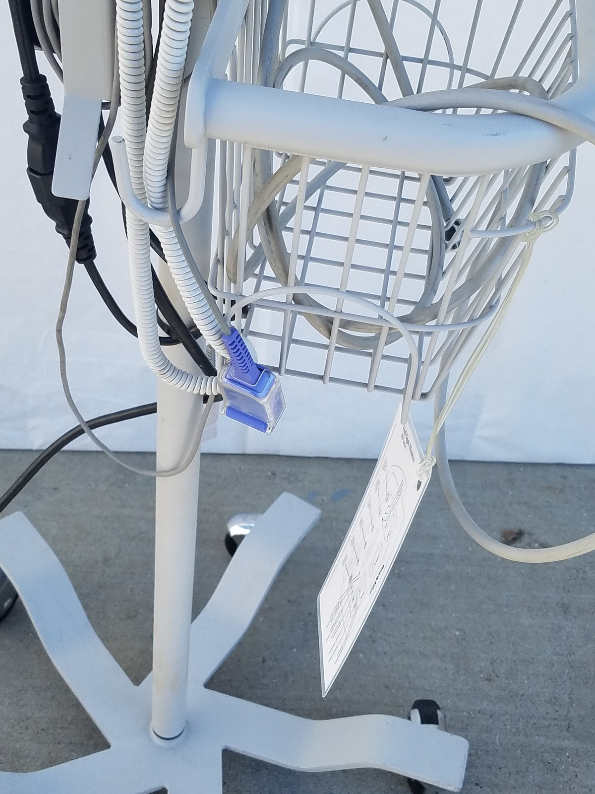 Welch Allyn Vital Signs Patient Monitor With Rolling Stand