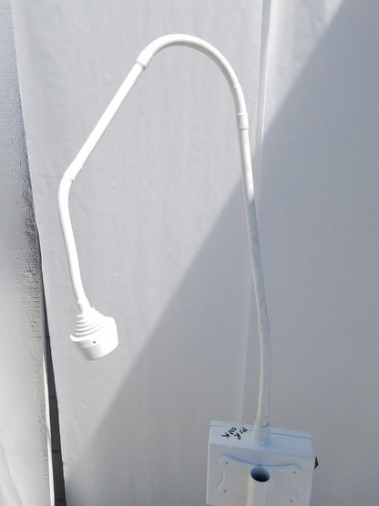 StarTrol LED Mobile Medical Examination Light With Rolling Stand