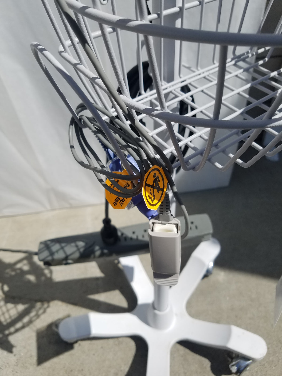 Welch Allyn Spot Vital Signs Patient Monitor With Stand