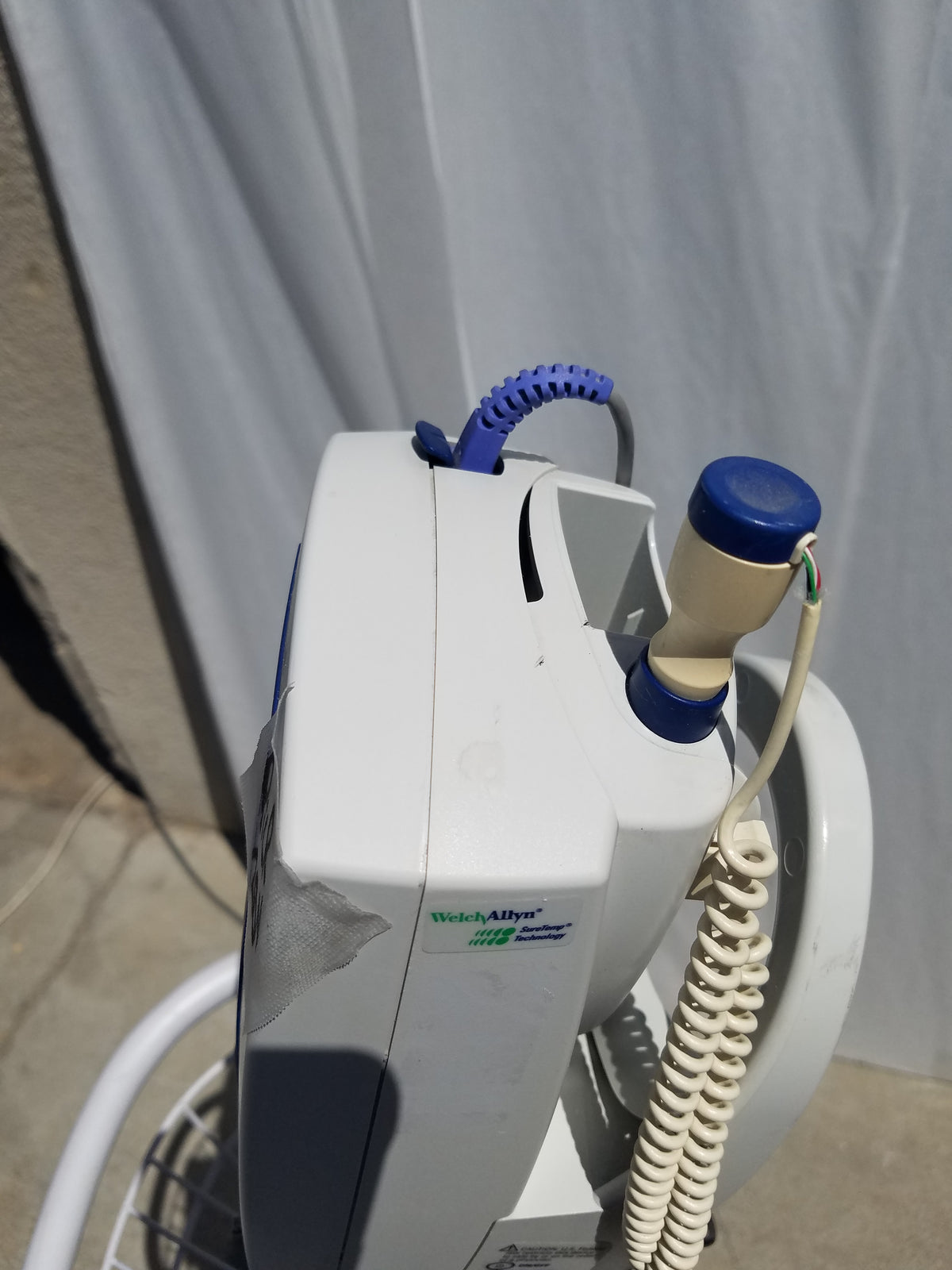 Welch Allyn Spot Vital Signs Patient Monitor With Rolling Stand