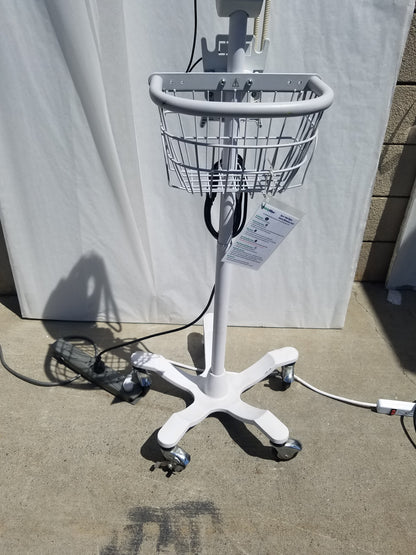 Welch Allyn Spot Vital Signs Patient Monitor With Stand