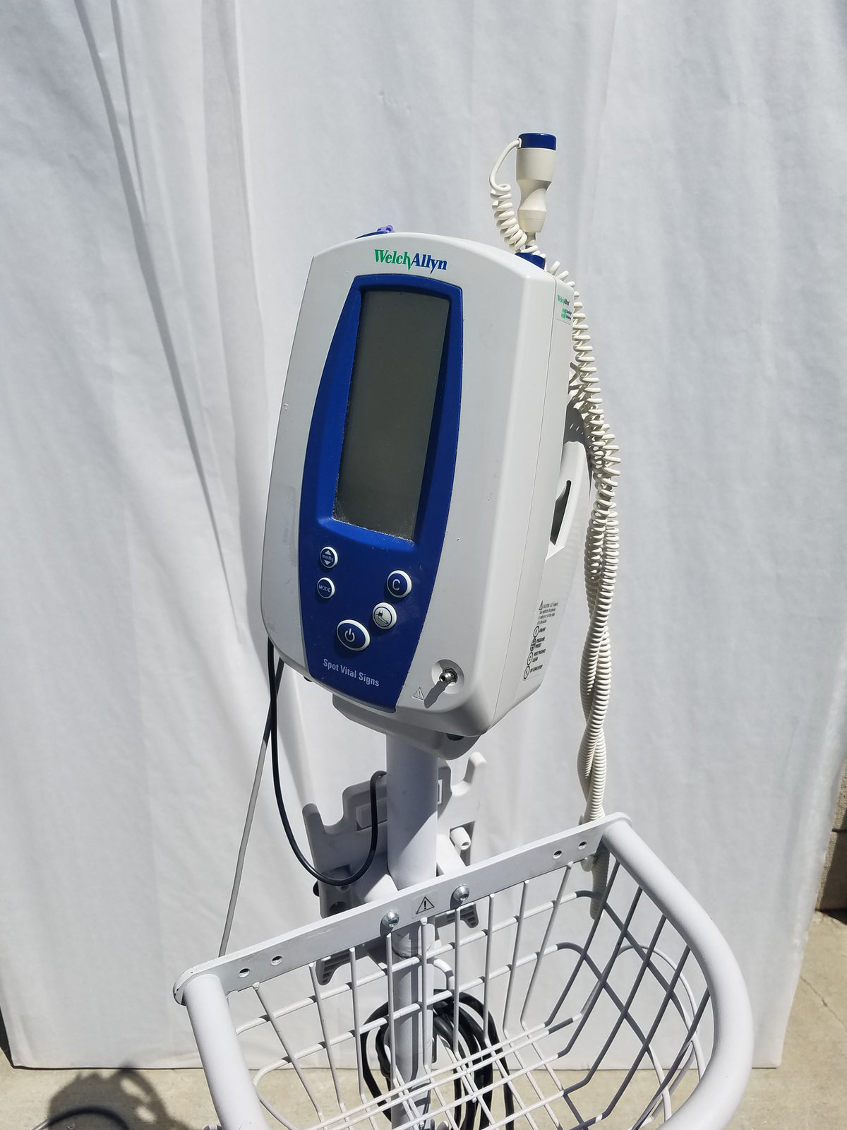 Welch Allyn Spot Vital Signs Patient Monitor With Stand