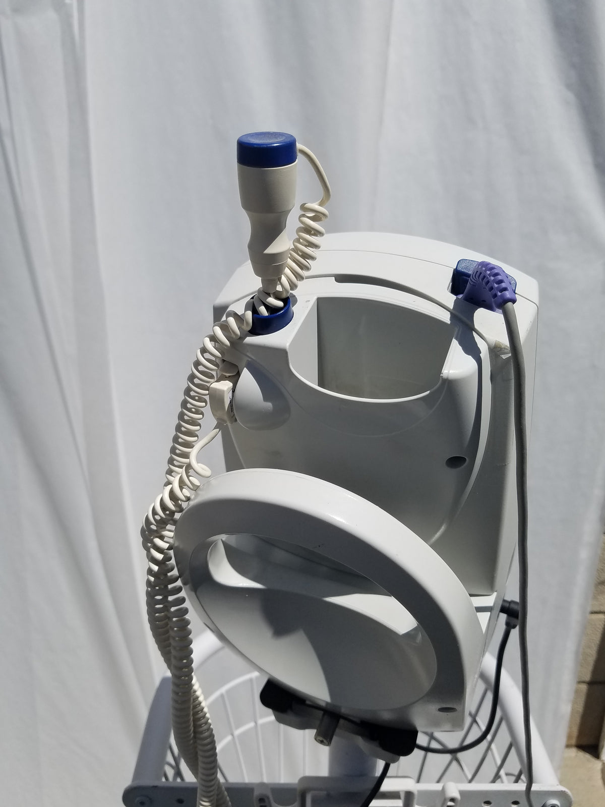 Welch Allyn Spot Vital Signs Patient Monitor With Stand