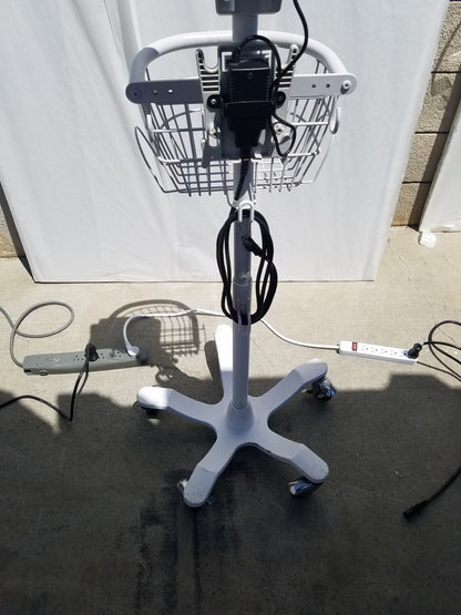 Welch Allyn LXi Spot Vital Signs Patient Monitor With Rolling Stand