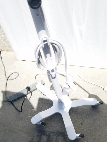 Welch Allyn GS 300 General Examination Light With Floor Stand