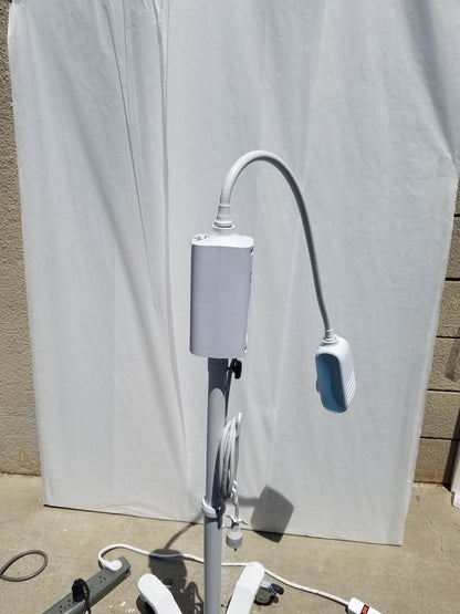 Welch Allyn GS 300 General Examination Light With Floor Stand