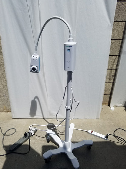 Welch Allyn GS 300 Examination Light With Rolling Stand 100-240V 50-60Hz