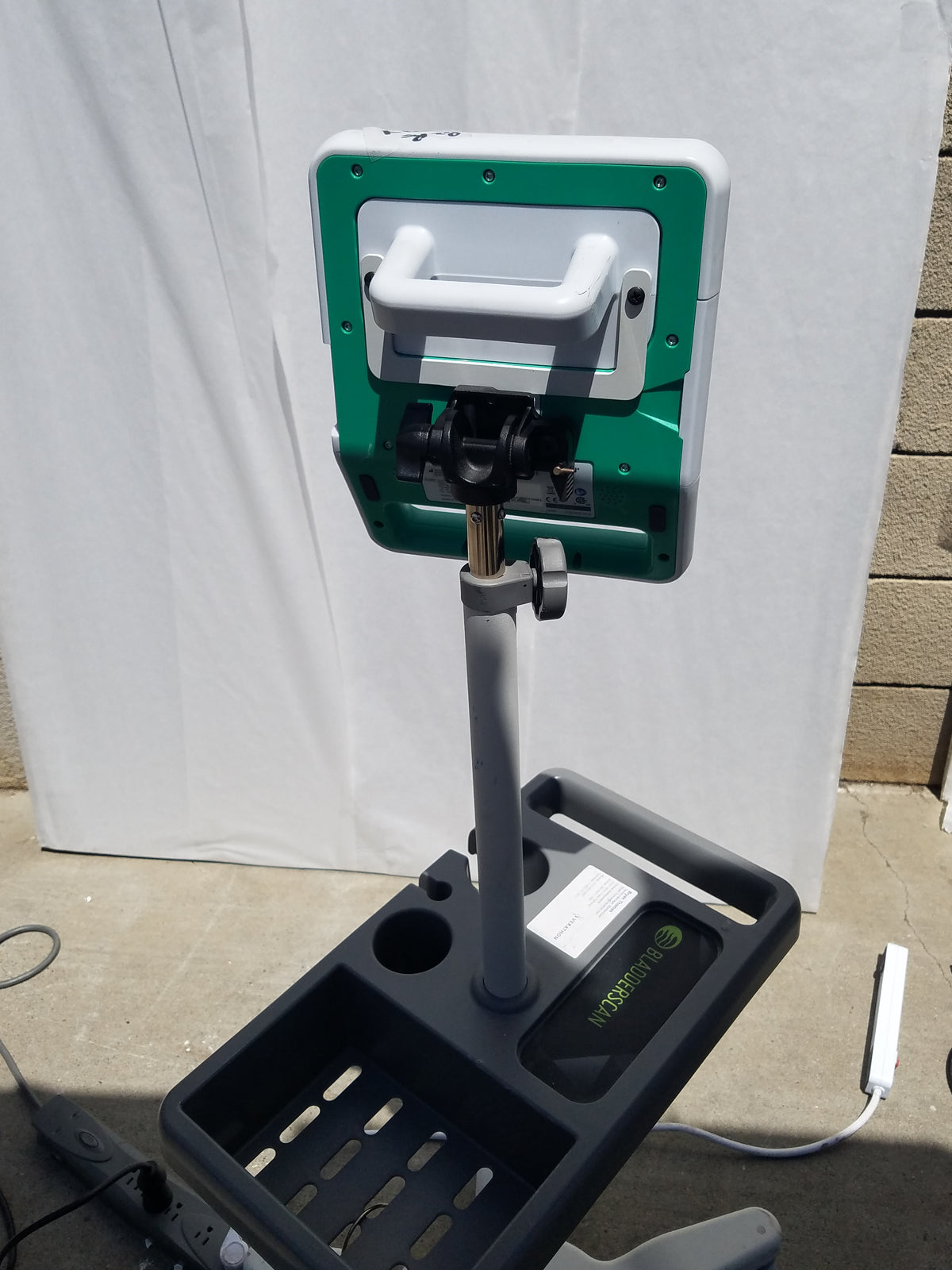 Verathon 0570-0346 BladderScan Prime Plus BladderScanner With Stand S/N C1503551