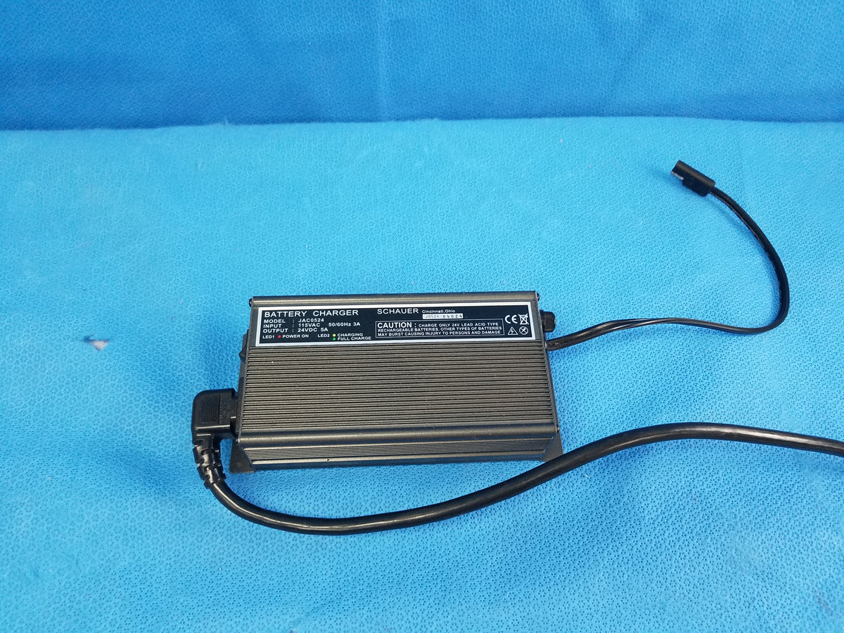 Schauer JAC0524 Battery Charger With XLR Connector 24V DC 5A 50/60Hz
