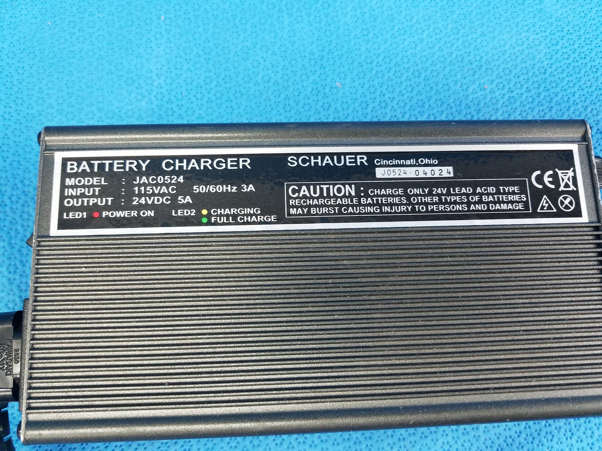 Schauer JAC0524 Battery Charger With XLR Connector 24V DC 5A 50/60Hz