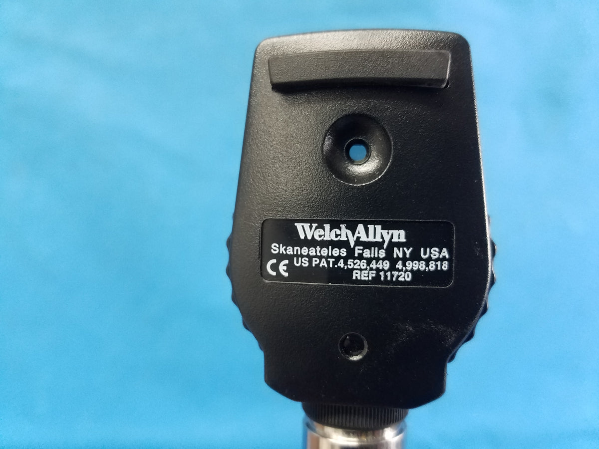 Welch Allyn 7114X Universal Desk Charger With 11720 Ophthalmoscope & 23810 Otoscope