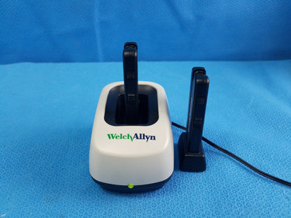 Welch Allyn 79910 KleenSpec Cordless LED Vaginal Illumination System & Charger