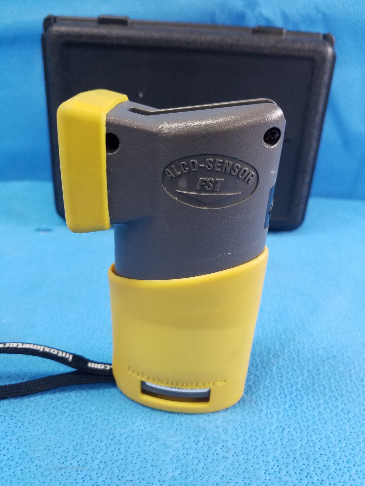 Intoximeters Alco Sensor FST Portable Alcohol Test Breathalyzer With Case