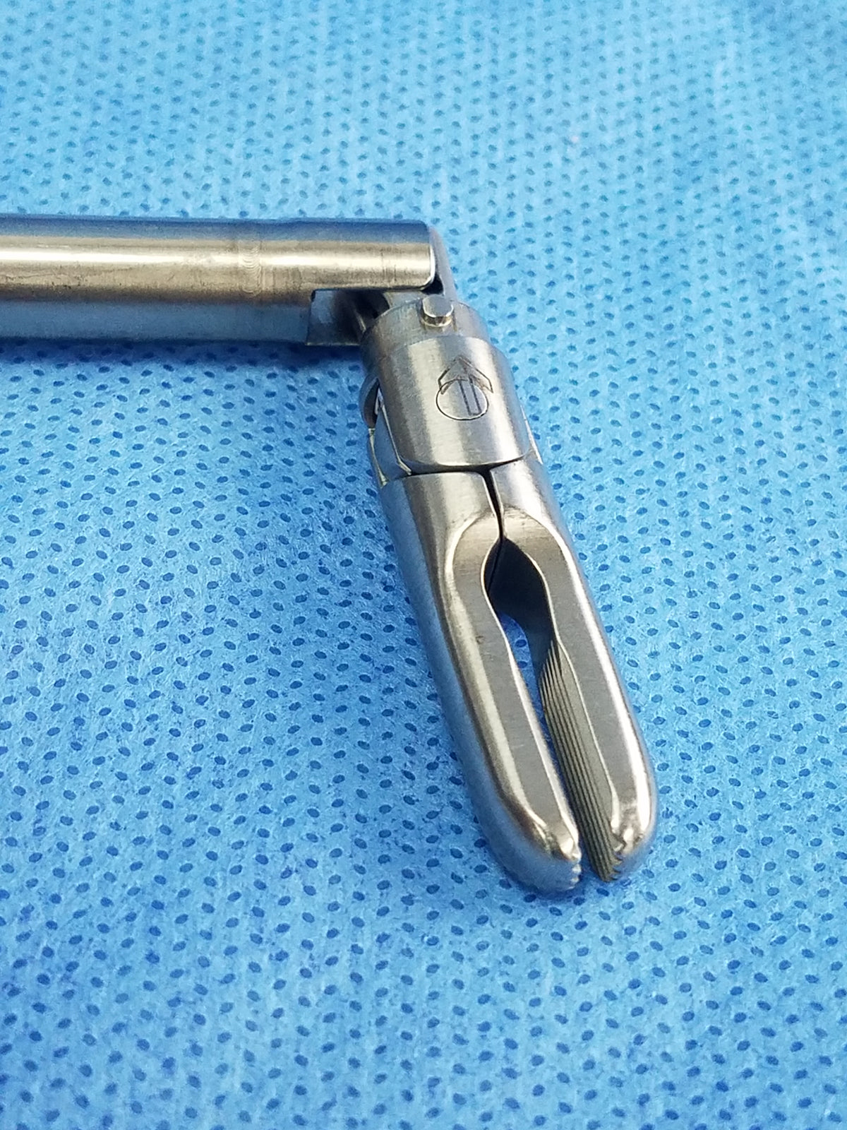 Surgical Endoscopic Grasper Forceps Shaft Patent #5527339