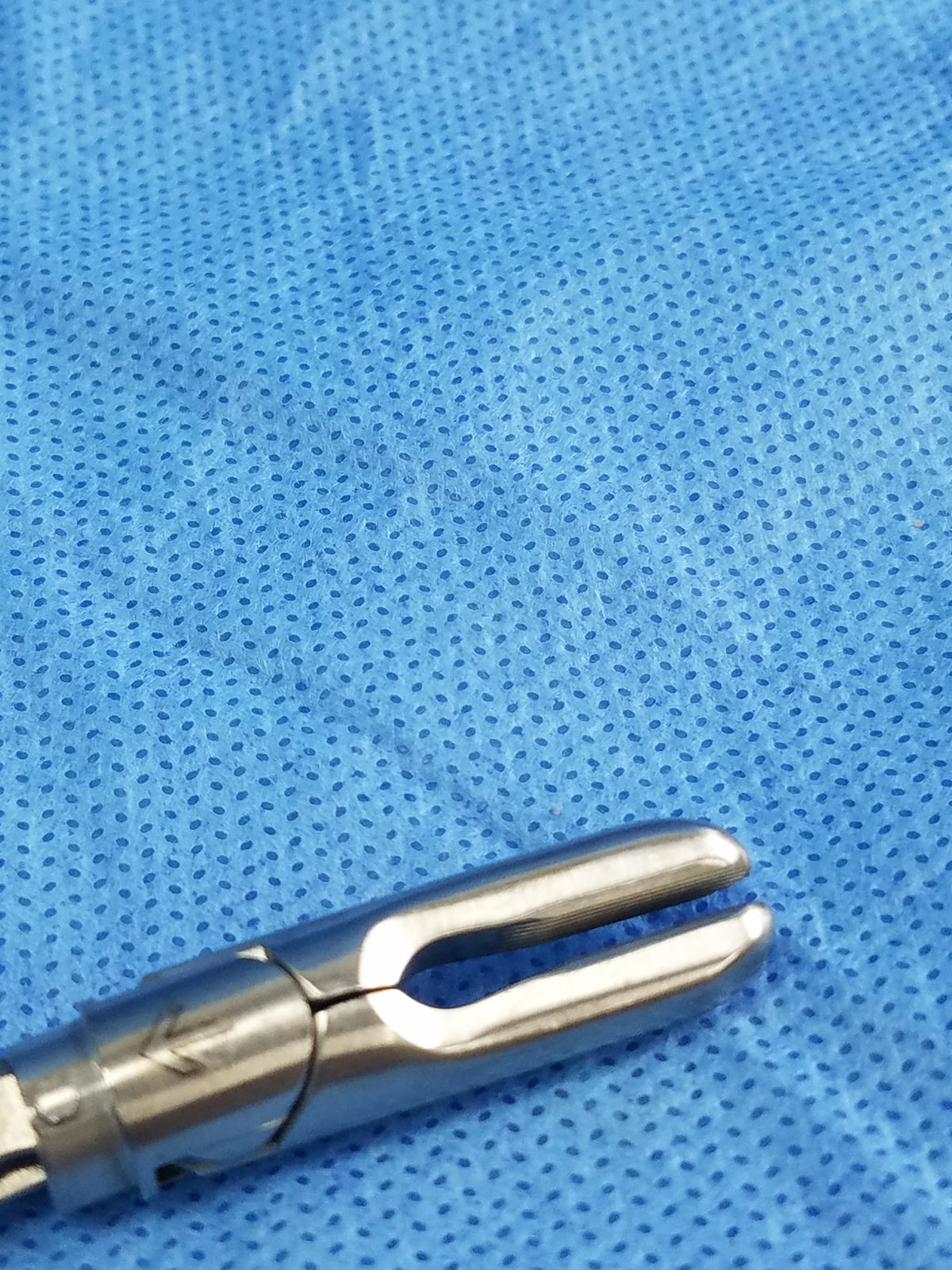 Surgical Endoscopic Grasper Forceps Shaft Patent #5527339