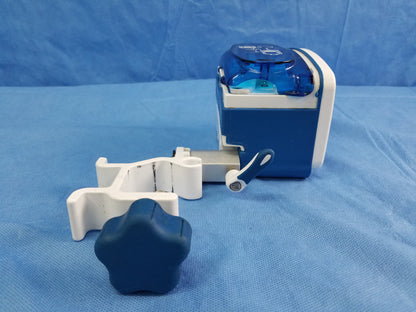 Covidien Kangaroo Joey Enteral Feeding Pump With Pole Clamp P/N 383491