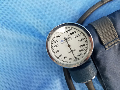 Mabis Caliber Artery Adult Blood Pressure Cuff With Aneroid Sphygmomanometer