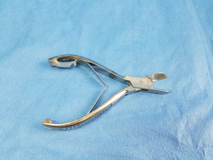 Stainless Steel Double Spring Podiatry Toenail Nipper Concave Jaws Surgical Podiatry Tool