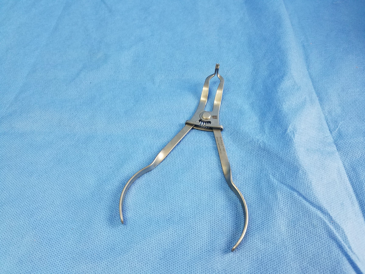 Hu-Friedy RDF Rubber Dam Clamp Forceps Dental Endodontic Instrument