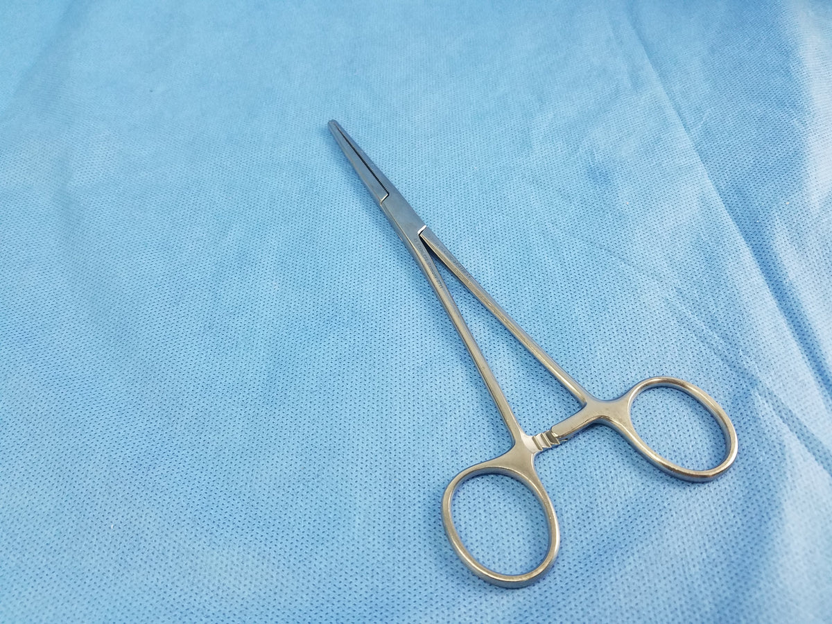 Codman Classic 34-4130 Straight Rochester Ochsner Forceps