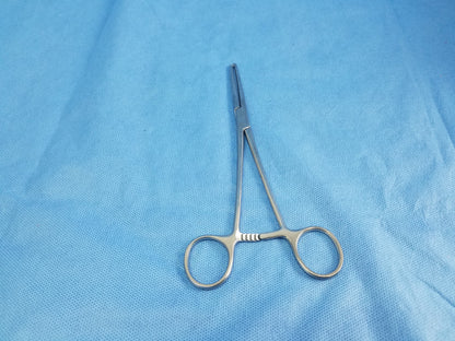 Codman Classic 34-4130 Straight Rochester Ochsner Forceps