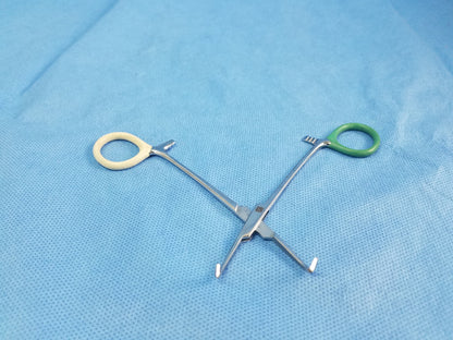 Stainless Steel Delicate Right Angle Steel Hemostat Forceps Serration Jaws