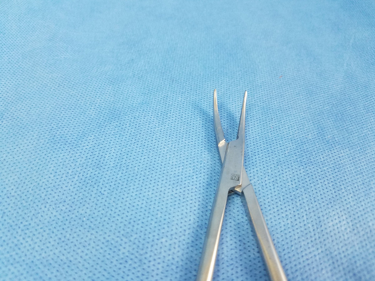 Stainless Steel Mayo Hegar Surgical Needle Holder Surgical Instrument