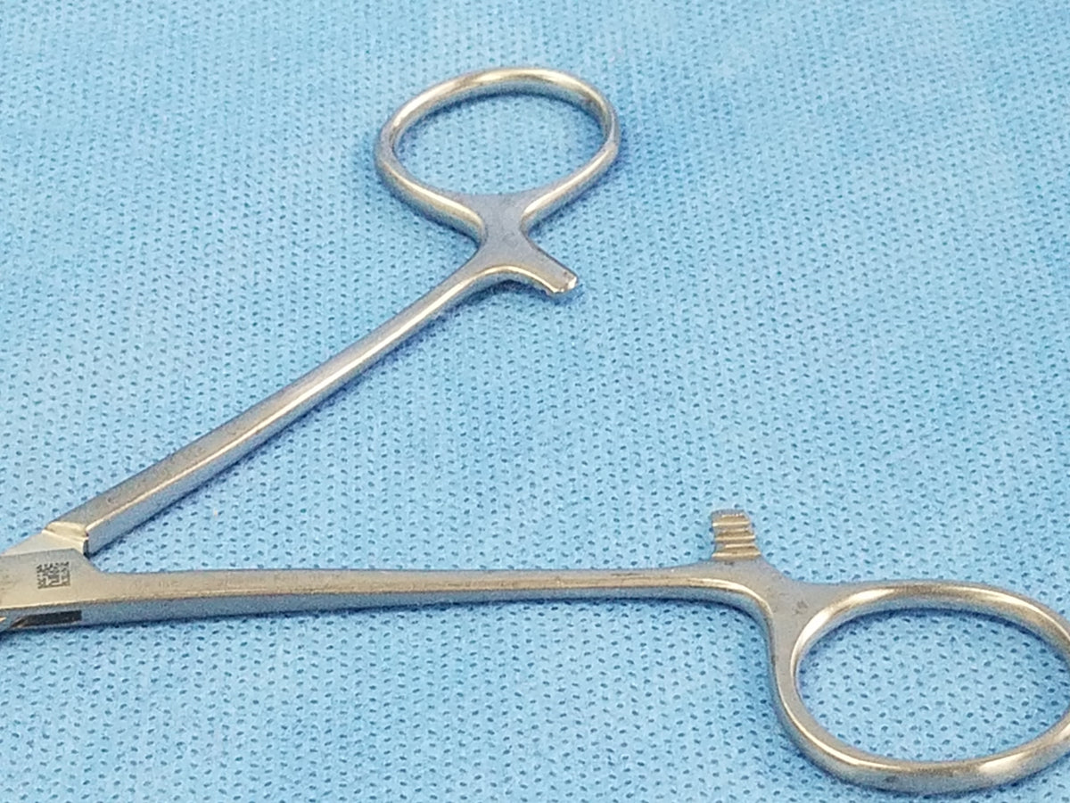 Hu-Friedy H2 Hemostat Scissor Curved Multipurpose Surgical Instrument