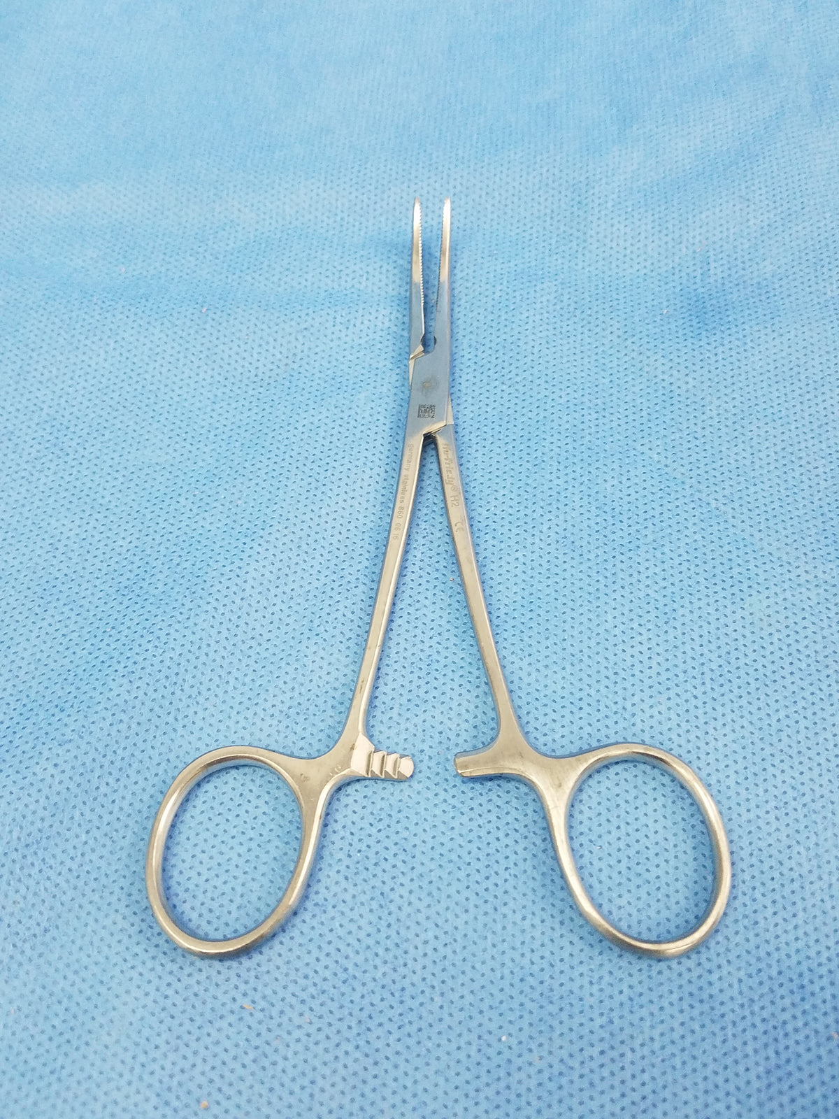 Hu-Friedy H2 Hemostat Scissor Curved Multipurpose Surgical Instrument