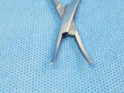Kelly Rankin Hemostat Scissor Curved Multipurpose Surgical Instrument