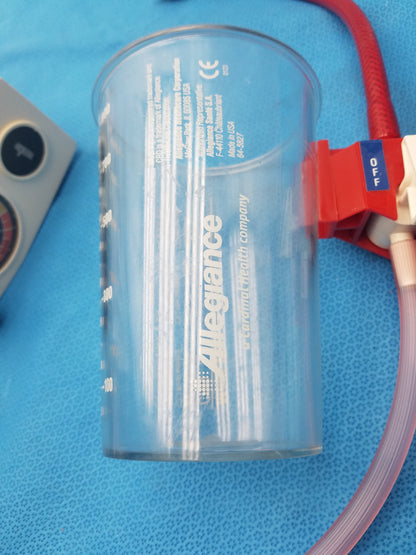 Ohmeda Medical Intermittent Suction Unit Vacuum Regulator With Canister S/N GFFE04931