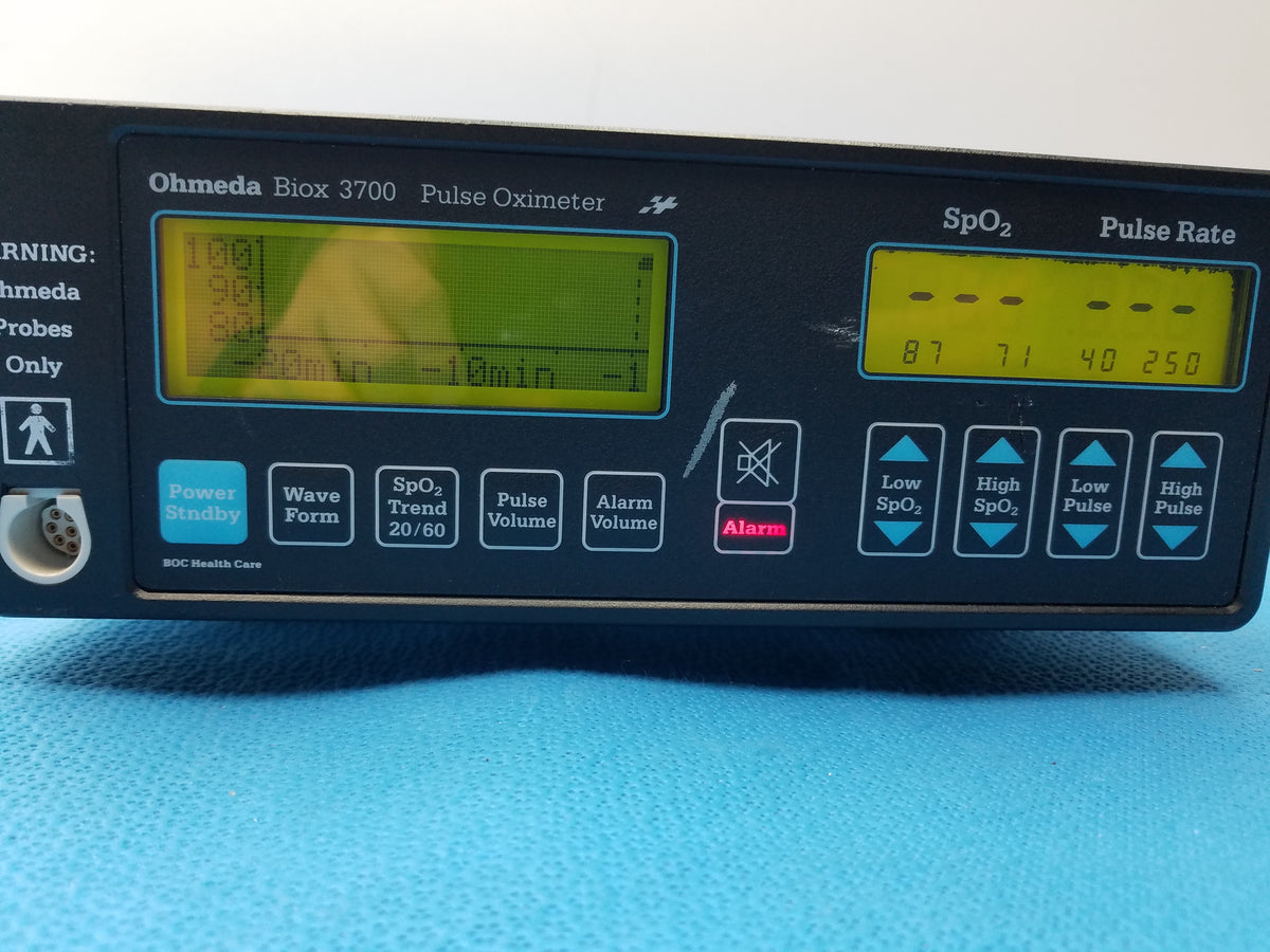 BOC Health Care Ohmeda Biox 3700 Pulse Oximeter Patient Monitor S/N FMAA00048