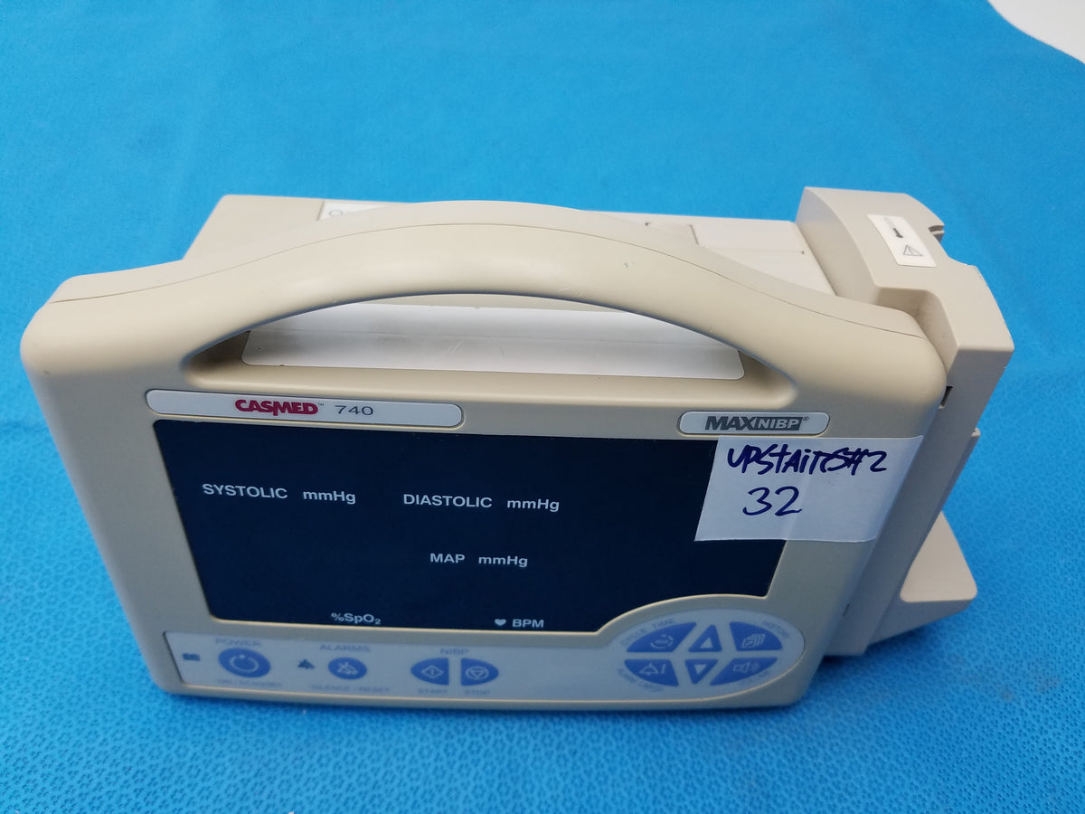 CasMed 740 MaxNIBP Patient Vital Sign Monitor
