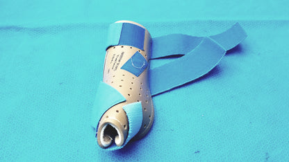 Alimed 3785 Freedom Thumb Spica Splint Left Medium/Large