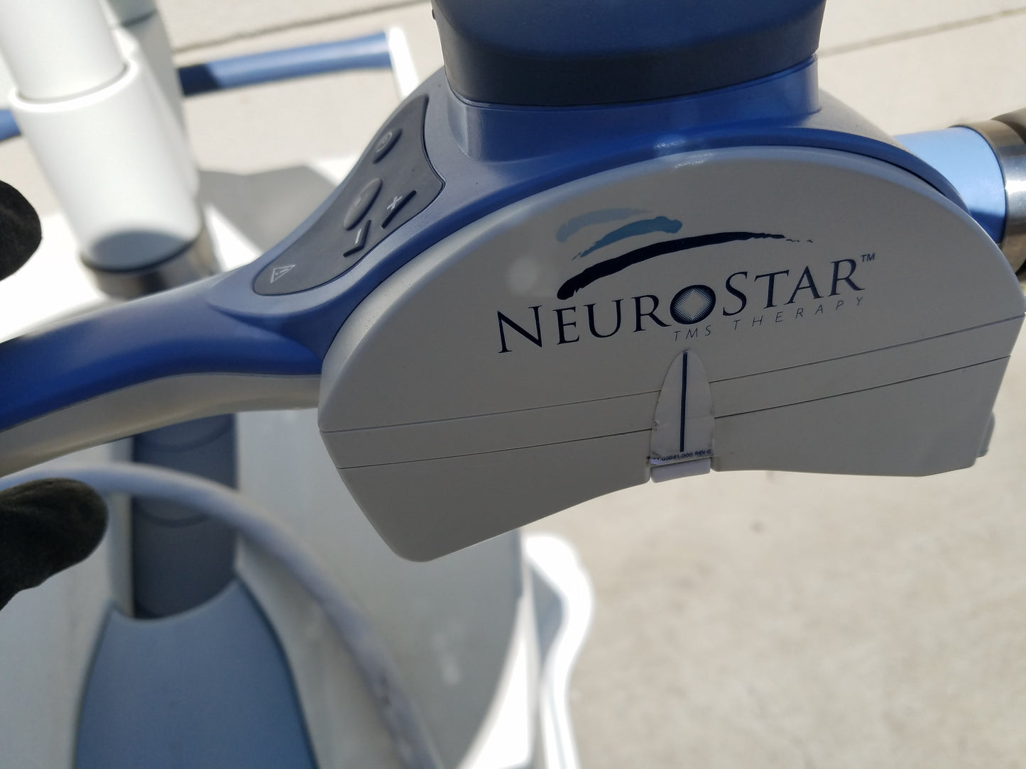 NeuroStar Transcranial Magnetic Stimulation (TMS) Therapy System Model 81-00315-000
