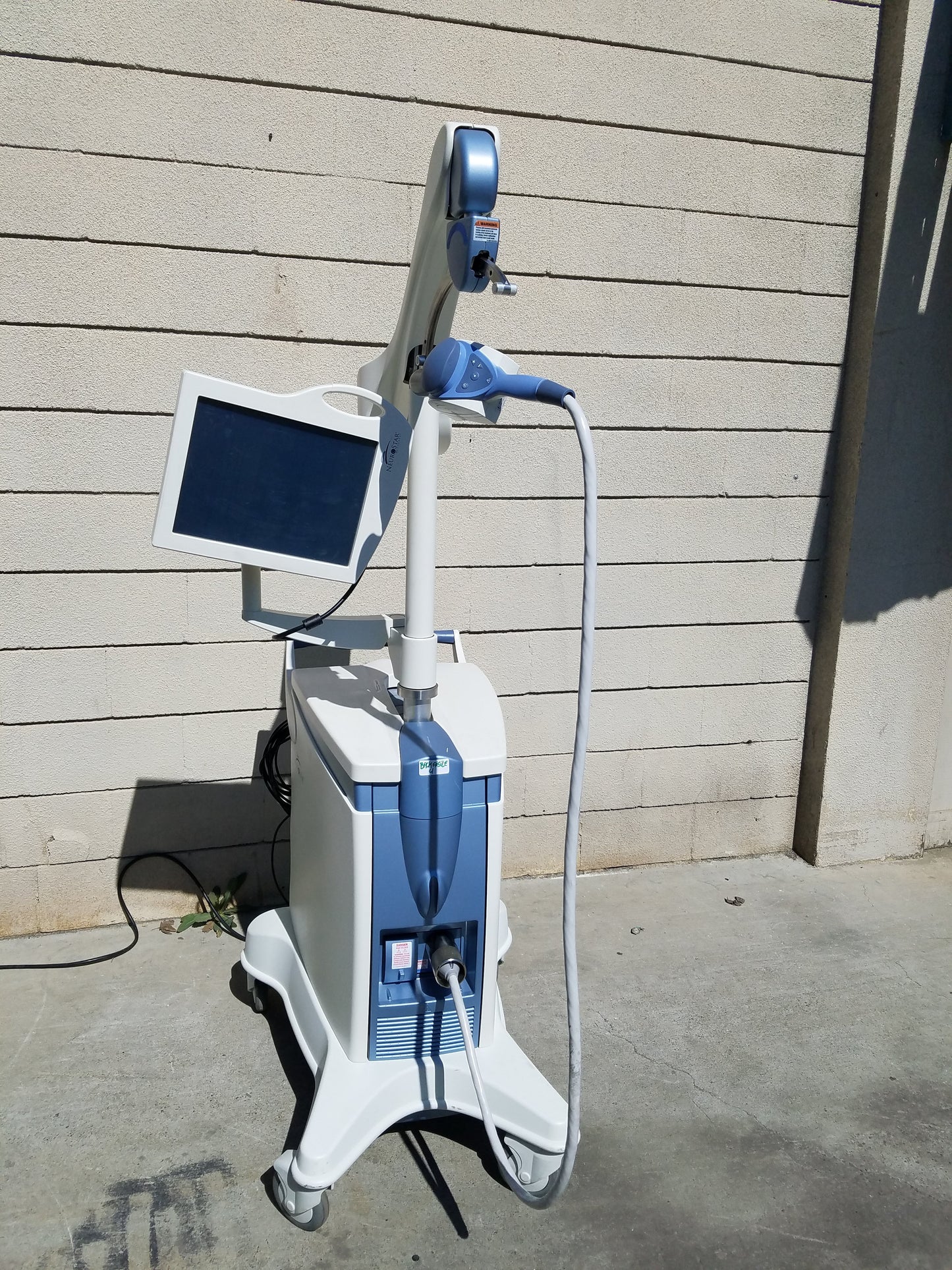 NeuroStar Transcranial Magnetic Stimulation (TMS) Therapy System Model 81-00315-000