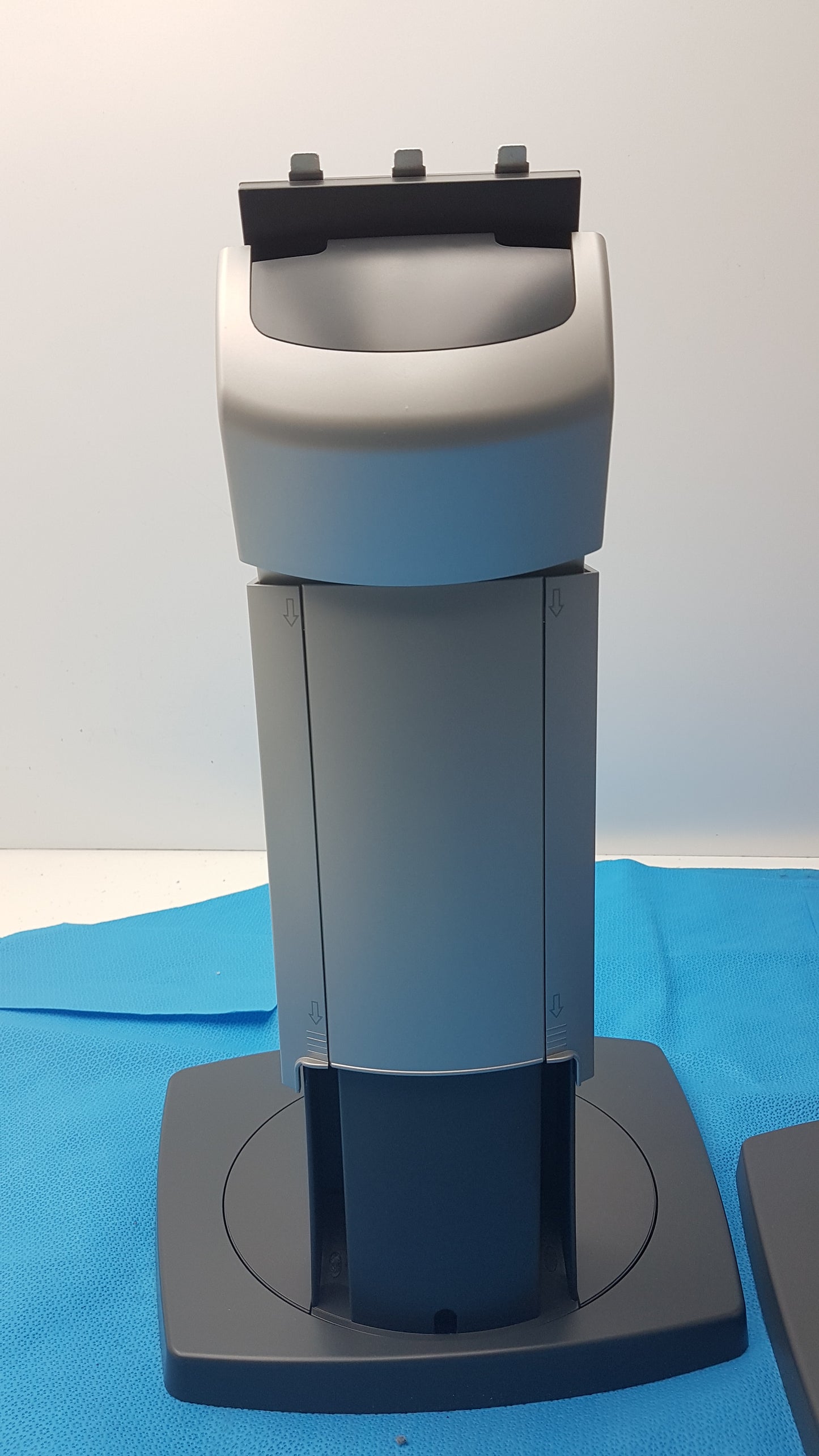 Lot of 2 GE Single Head Medical Monitor Stands P/N V622530
