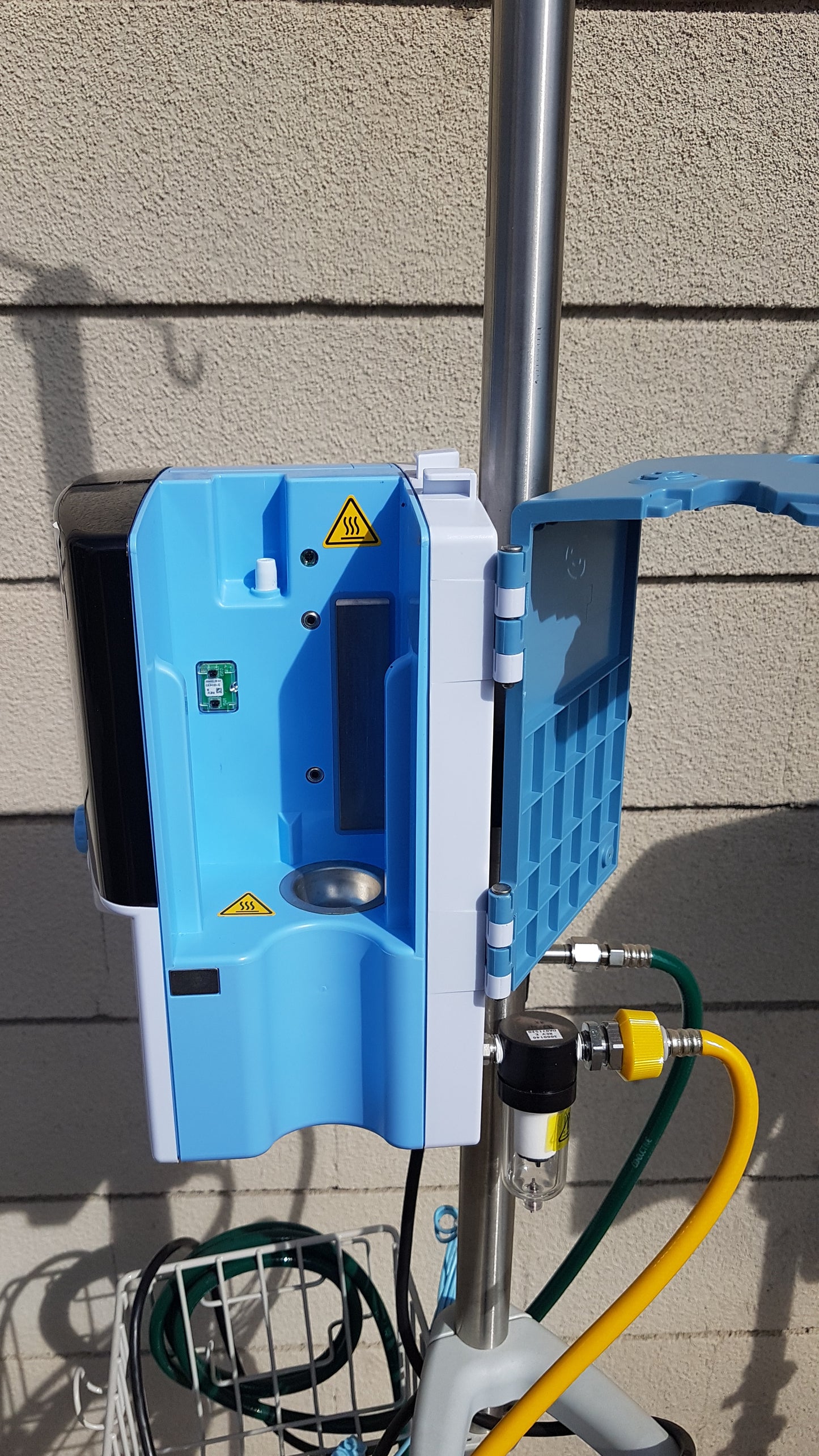 Lot of 3 Vapotherm Precision Flow Plus Hi-VNI Respiratory Units With Rolling Stands
