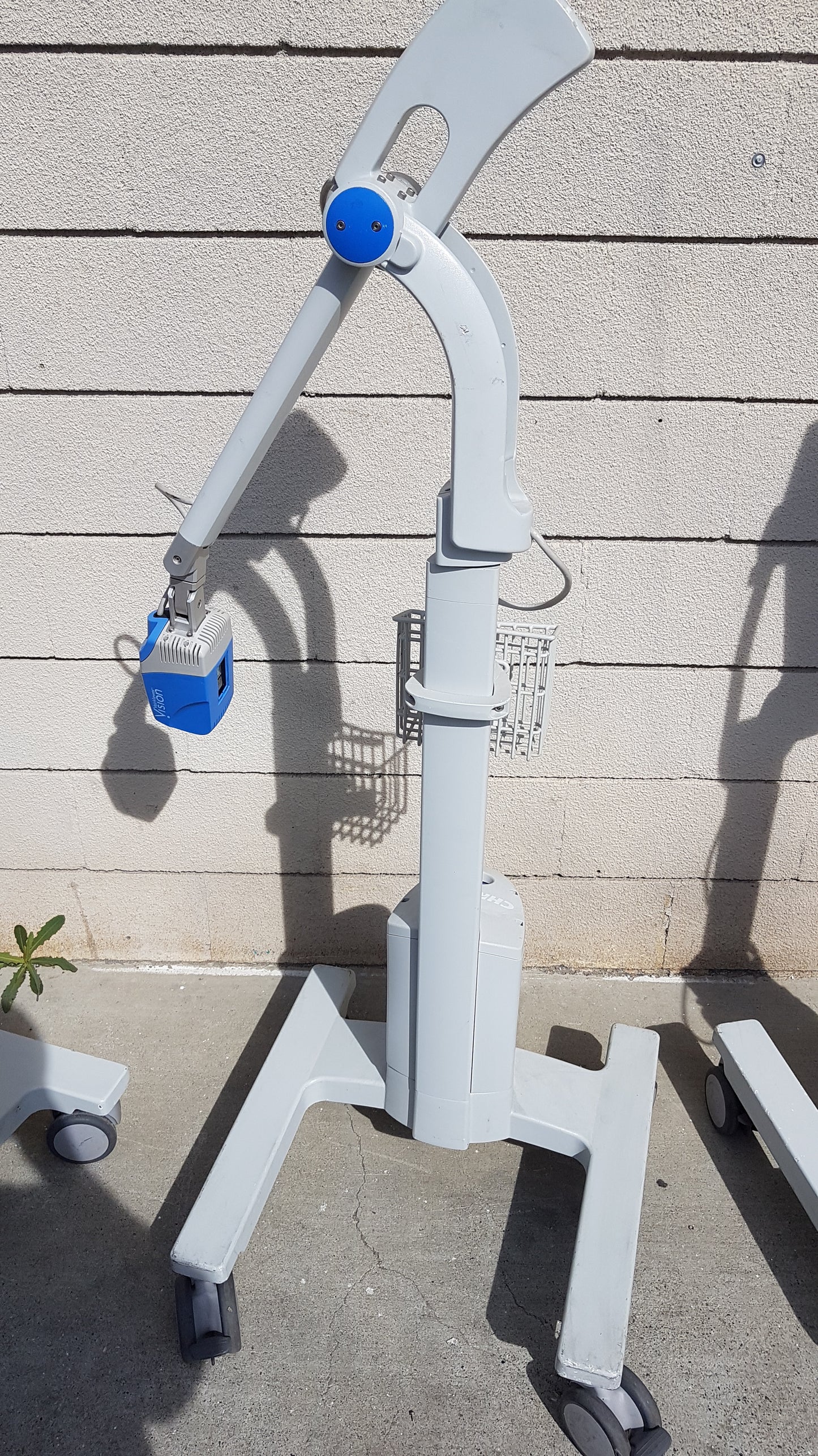 Lot of 3 Christie VeinViewer Vision Vein Visualization Systems With Stands