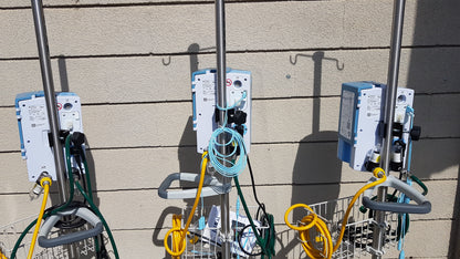 Lot of 3 Vapotherm Respiratory Therapy Units With Stands Ref Precision Flow Plus