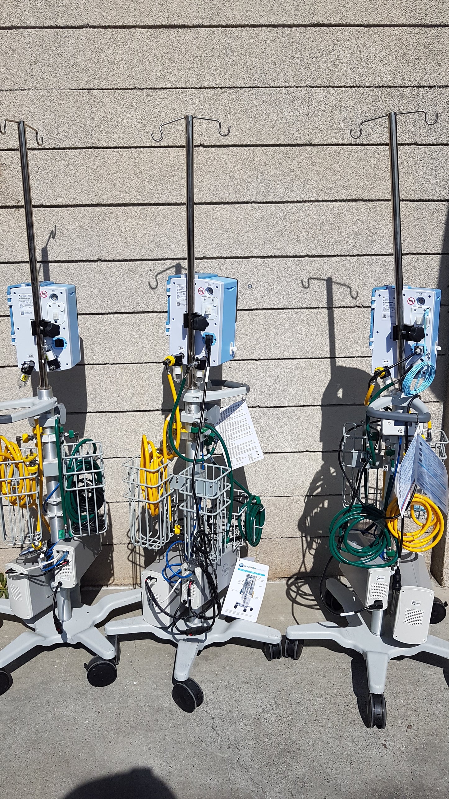 Lot of 3 Hi-VNI Technology Precision Flow Plus Respiratory Therapy Units With Stands